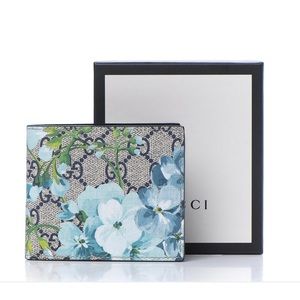 Gucci Supreme Monogram Blooms Bi-Fold Wallet